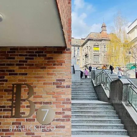 ホテル Apartament Barlickiego